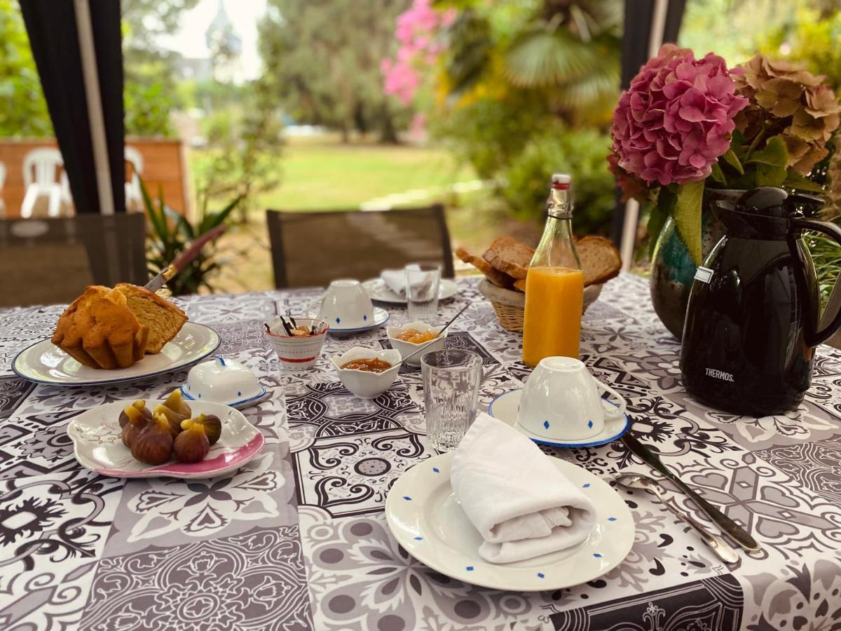 Les Yourtes Du Bearn - Domaine Des Deux Clos Bed & Breakfast Pontiacq-Viellepinte Eksteriør bilde